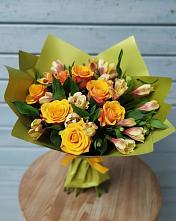 Букет цветов из:  Альстромерии и Розы в Дзержинске