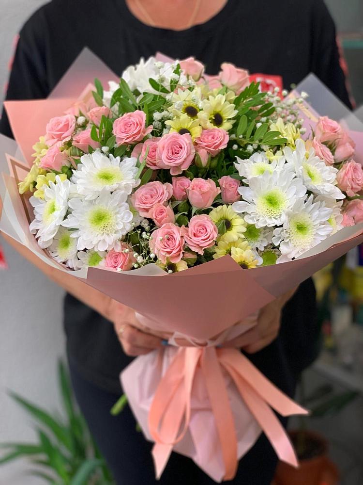 Букет цветов из: Розы и Хризантемы в Дзержинске
