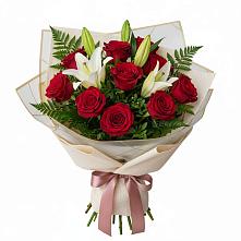 Букет цветов из:  Лилии и Розы в Дзержинске