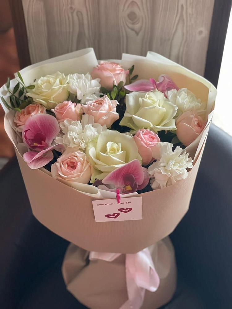 Букет цветов из: Орхидеи, Розы и Гвоздики в Дзержинске