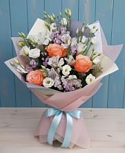 Букет цветов из:  Лизиантусы, Розы, Альстромерии и Гипсофила в Дзержинске