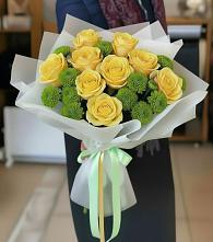 Букет цветов из:  Хризантемы и Розы в Дзержинске