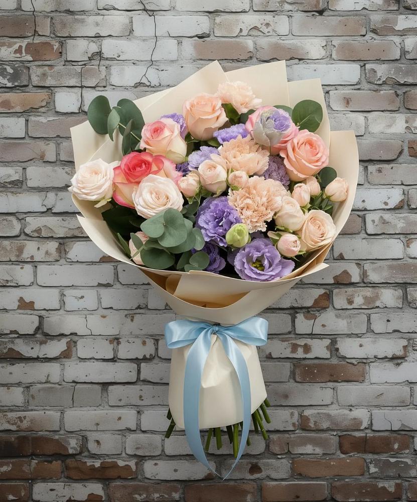 Букет цветов из: Розы, Лизиантусы и Гвоздики в Дзержинске