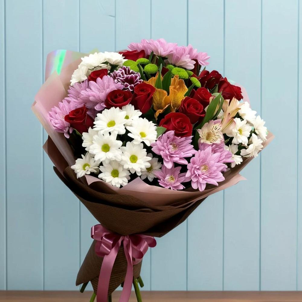 Букет цветов из: Розы, Хризантемы и Альстромерии в Дзержинске