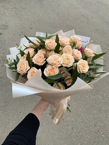 Букет Кремовые розы Латте в Дзержинске