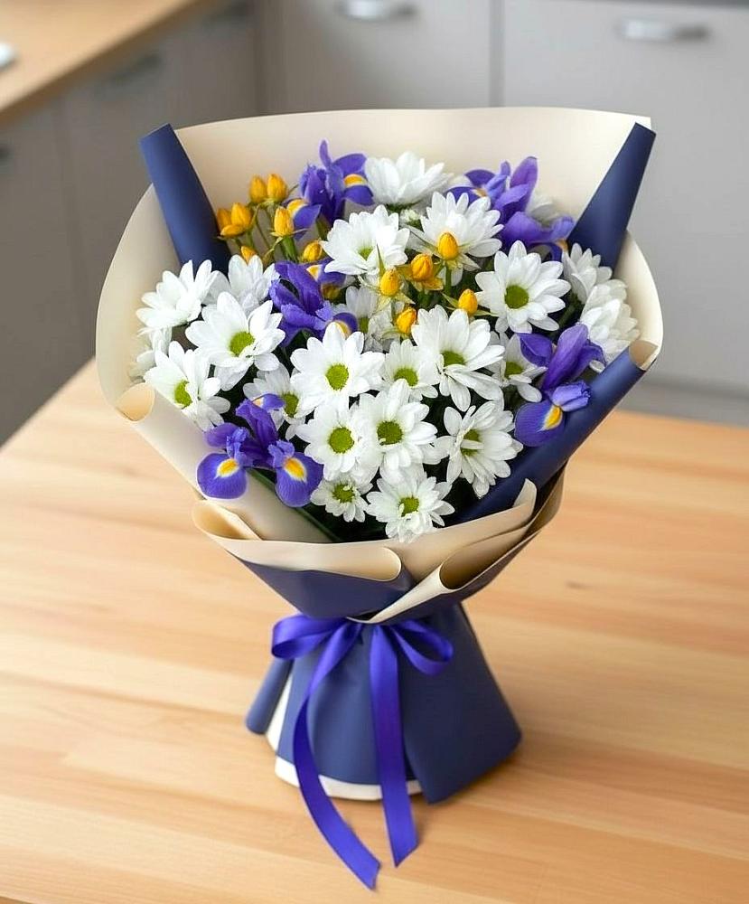 Букет цветов из: Розы, Ирисы и Хризантемы в Дзержинске