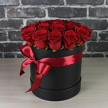 Цветочная композиция из Розы в шляпной коробке #REPLACE_PRED# Дзержинске