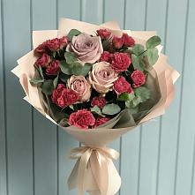Букет цветов из:  Гвоздики и Розы #REPLACE_PRED# Дзержинске
