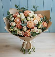 Букет цветов из:  Альстромерии и Розы в Дзержинске
