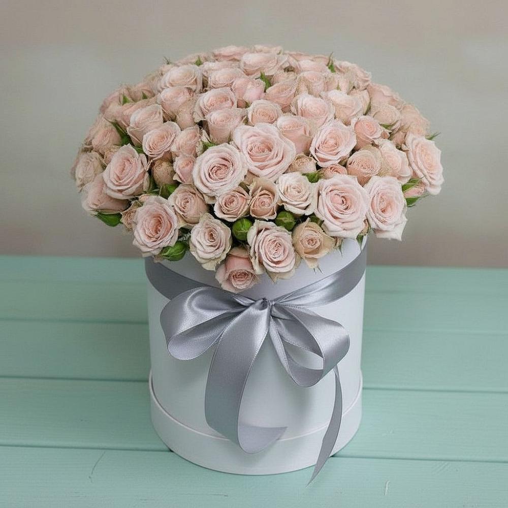 Цветочная композиция из Розы в шляпной коробке в Дзержинске